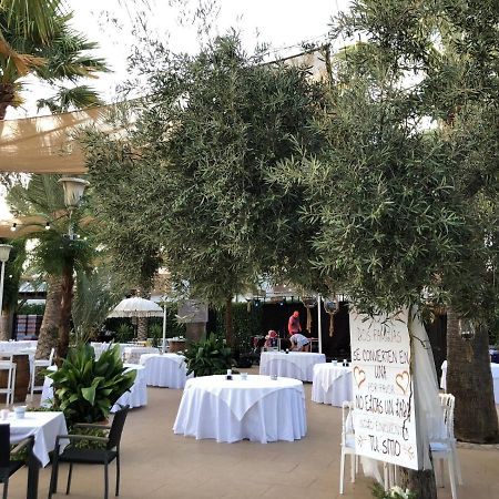 El Eden Hotel El Ejido Luaran gambar