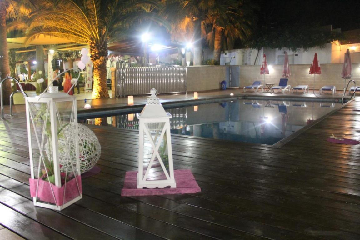 El Eden Hotel El Ejido Luaran gambar